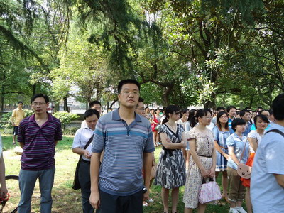 船山学院党委副书记唐康伟率党员教师出席宣誓仪式